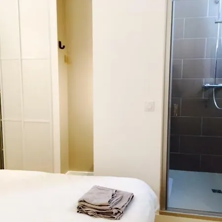 Apartment Dans Ancien Palace 2