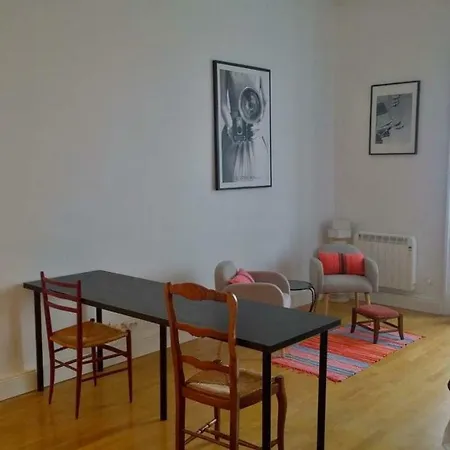 Dans Ancien Palace 2 Apartment